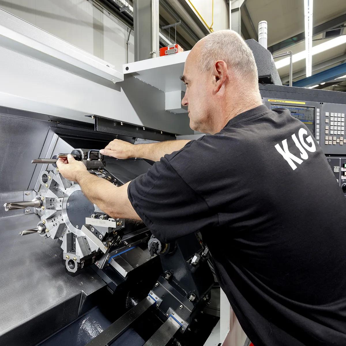 CNC
HORIZONTALNI
STRUG